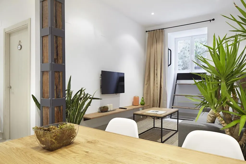 Bois Et Fer Apartment San Sebastian Spain